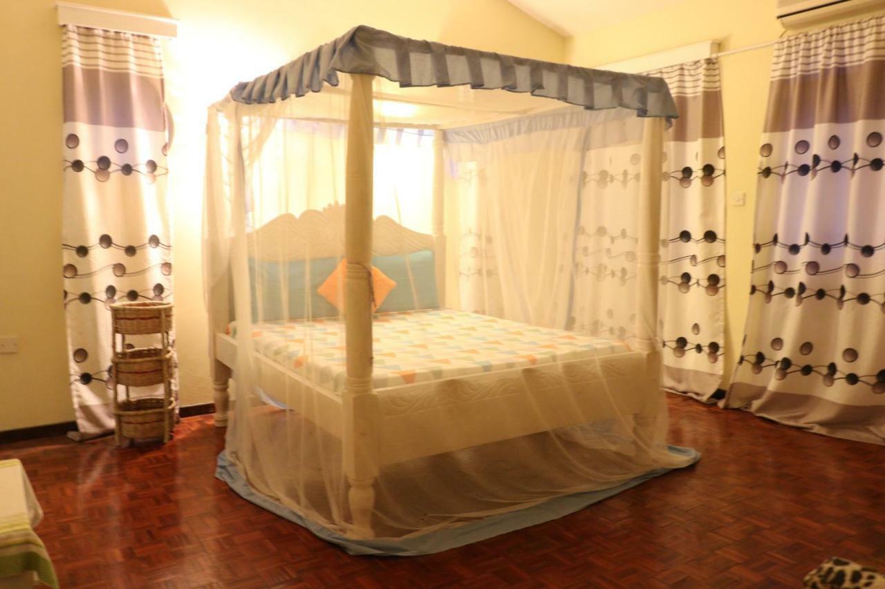 Jua Baharini Bed & Breakfast Malindi Exterior photo
